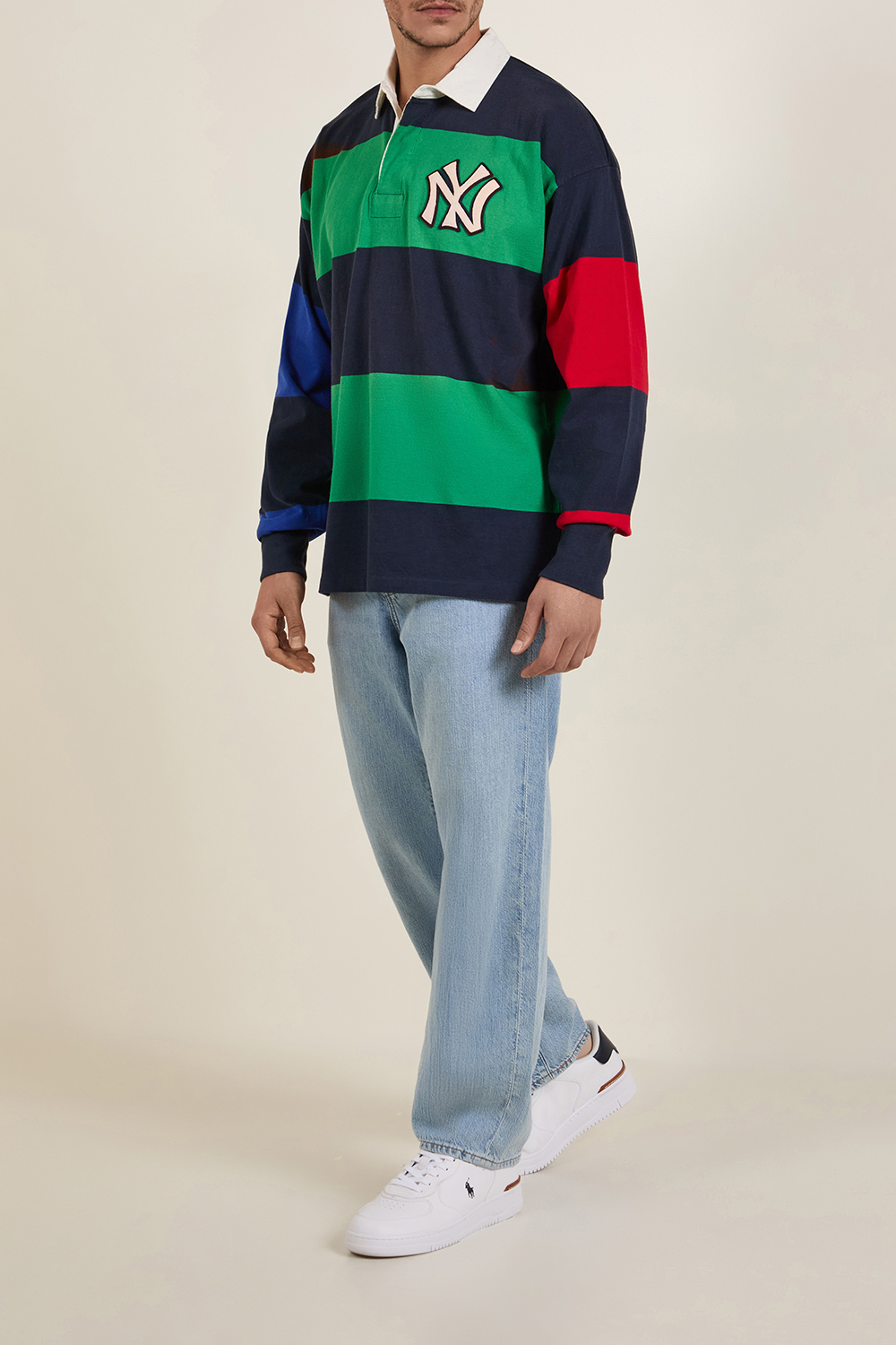 תמונת כל הלוק של פולו רלף לורן X יאנקיס חולצת רוגבי